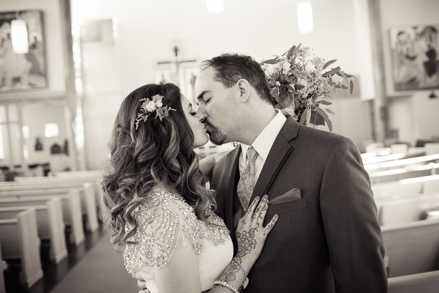portland-wedding-024 Gizzelle & Jeff | Resurrection Catholic Parish | Tualatin Oregon