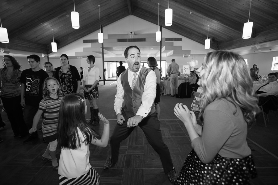 portland-wedding-069 Gizzelle & Jeff | Resurrection Catholic Parish | Tualatin Oregon