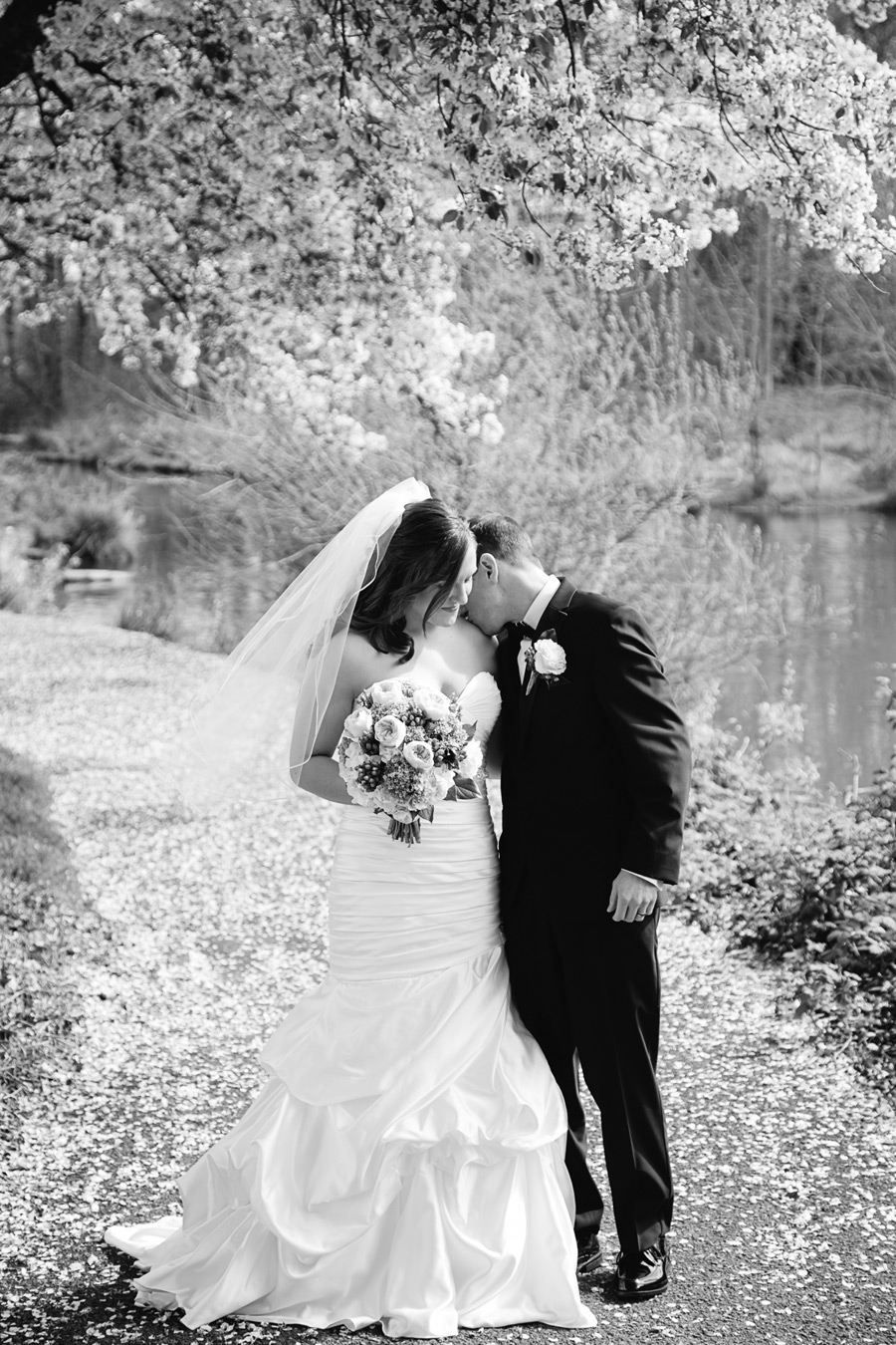 eugene-wedding-lc-024 Lindsey & Dan | Springfield Lutheran Church Wedding Ceremony | Lewis & Clark Reception | Eugene Oregon