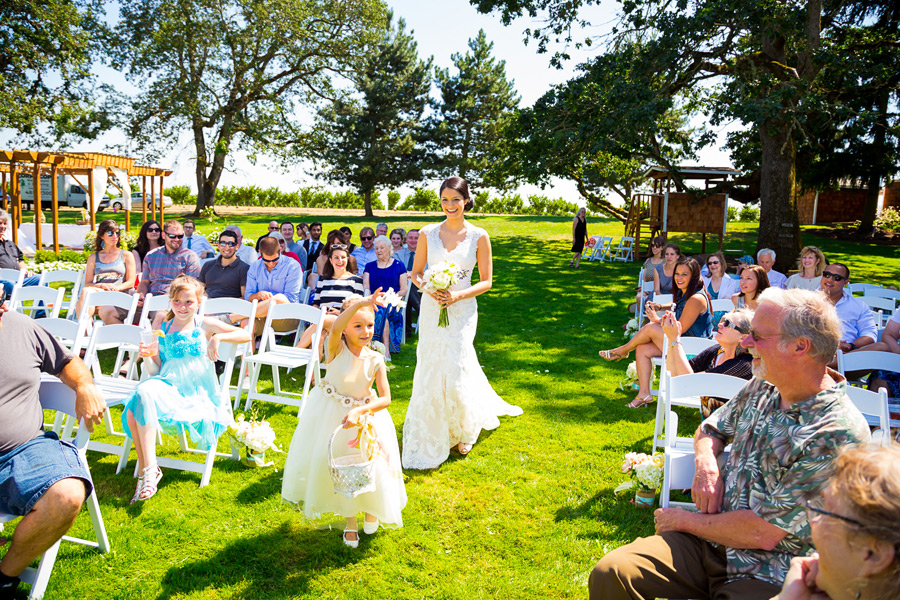 wedding-stewart-farm-021 Nyssa & John | Stewart Family Farm Wedding | Harrisburg Oregon