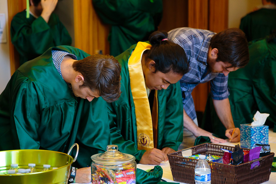 cinema-uo-graduation-005 University of Oregon Cinema Studies Graduation 2015