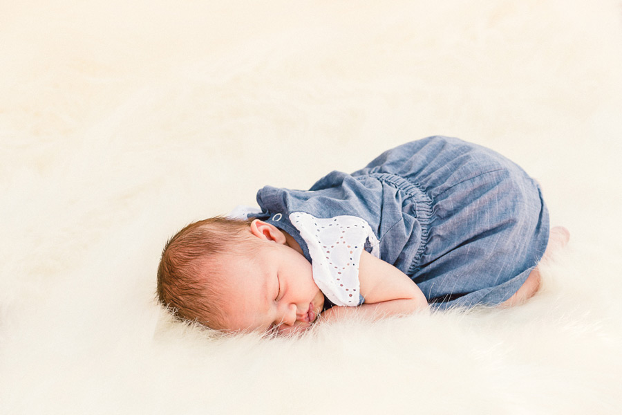 family-newborn-pics-014 Lennox Newborn Session | McClennen Family Lifestyle | Veneta Oregon
