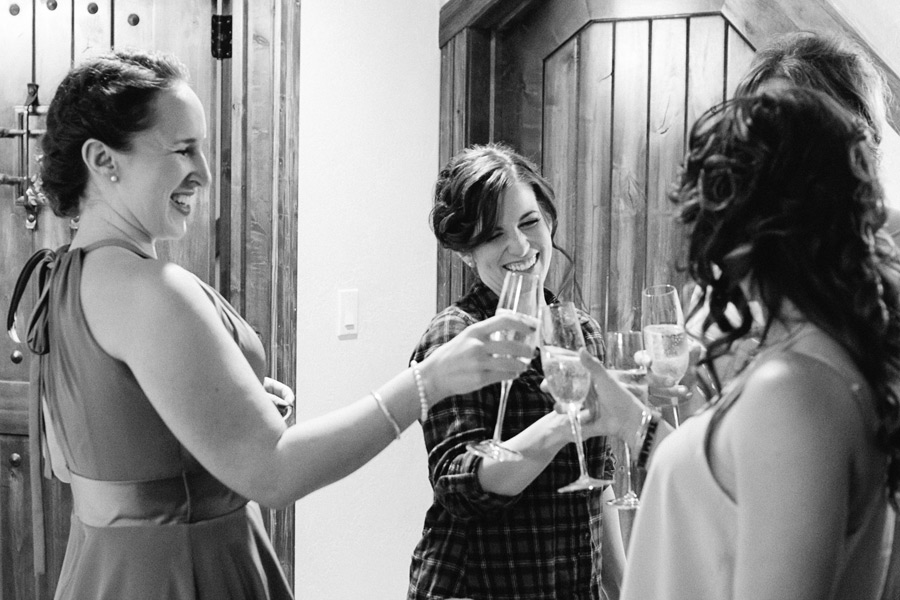 sweet-cheeks-wedding-006 Sweet Cheeks Wedding | Erin & Kevin | Eugene Oregon