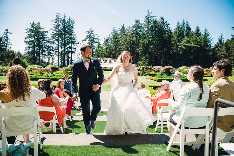 shore-acres-wedding-037 Oregon Coast Wedding | Coos Bay | Shore Acres State Park & Simpson Beach | Hannah & Alex