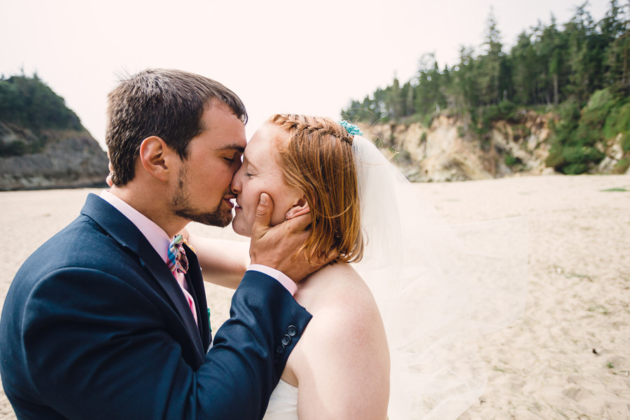 shore-acres-wedding-069 Oregon Coast Wedding | Coos Bay | Shore Acres State Park & Simpson Beach | Hannah & Alex