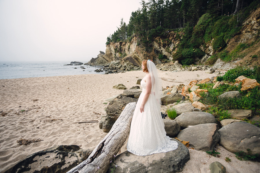 shore-acres-wedding-072 Oregon Coast Wedding | Coos Bay | Shore Acres State Park & Simpson Beach | Hannah & Alex