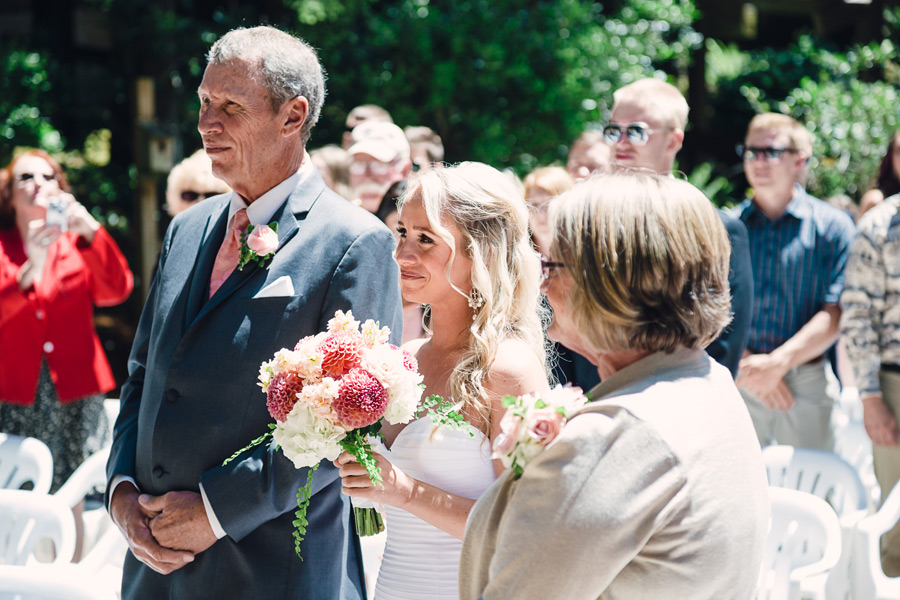 salishan-wedding-oregon034 Salishan Lodge Destination Wedding | Oregon Coast Photographer | Katie & Sean
