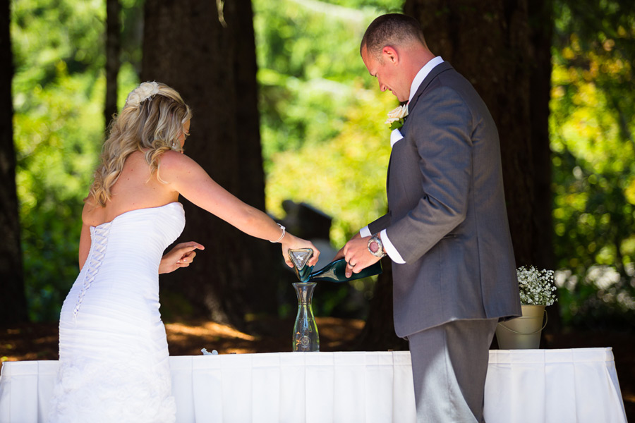 salishan-wedding-oregon038 Salishan Lodge Destination Wedding | Oregon Coast Photographer | Katie & Sean