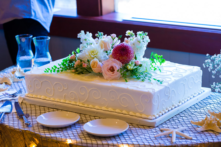 salishan-wedding-oregon049 Salishan Lodge Destination Wedding | Oregon Coast Photographer | Katie & Sean