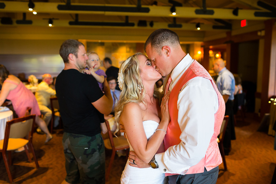 salishan-wedding-oregon084 Salishan Lodge Destination Wedding | Oregon Coast Photographer | Katie & Sean