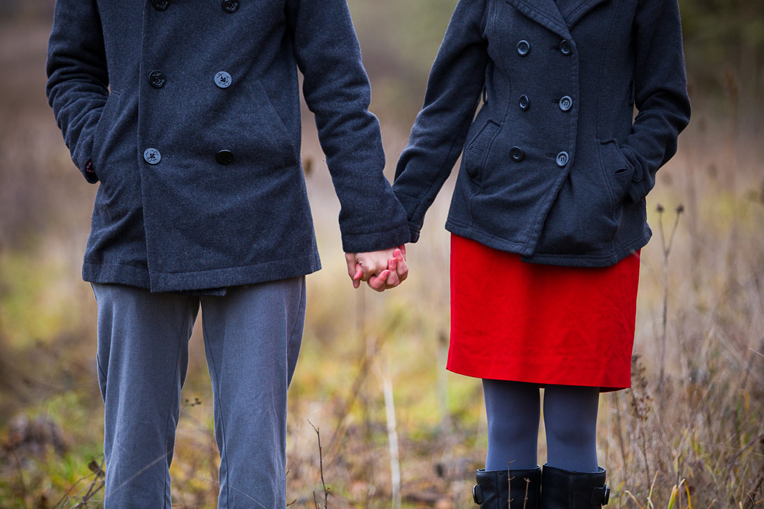 engagement-pics-or-003 Winter Engagement Session | Dorris Ranch | Zelia & Jordan