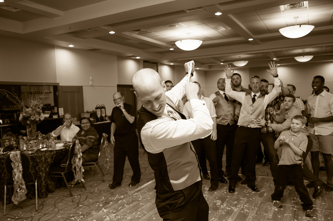 wedding-photographers-059 St Mary's Catholic Church Wedding | Shadow Hills Country Club | Eugene Oregon | Lydia & Grant