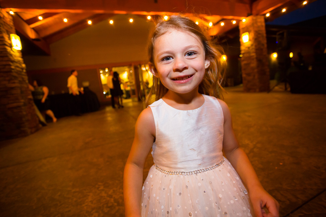 wedding-photographers-067 St Mary's Catholic Church Wedding | Shadow Hills Country Club | Eugene Oregon | Lydia & Grant