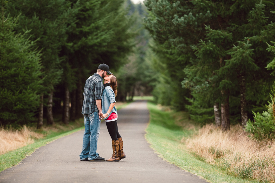 e-session-oregon-001 Engagement Photos | Viral Image | Siletz Oregon | Stevie & Brady