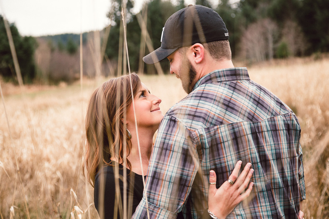 e-session-oregon-011 Engagement Photos | Viral Image | Siletz Oregon | Stevie & Brady