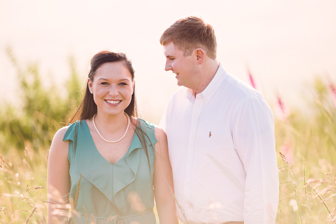 e-session-oregon-029 Engagement Pictures | Coburg Hills Oregon | Lauren & Cameron