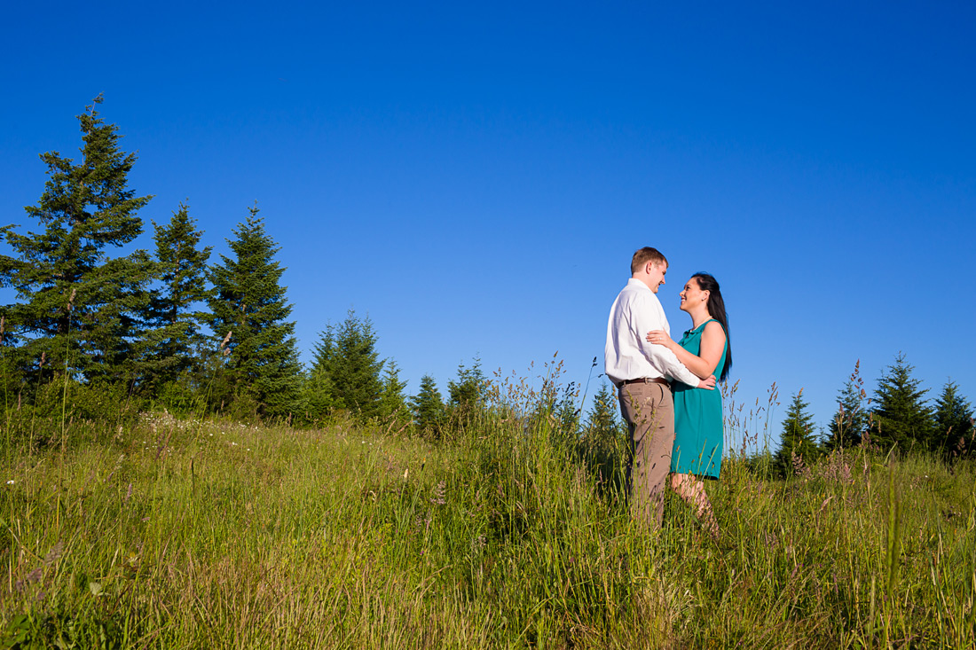 e-session-oregon-031 Engagement Pictures | Coburg Hills Oregon | Lauren & Cameron