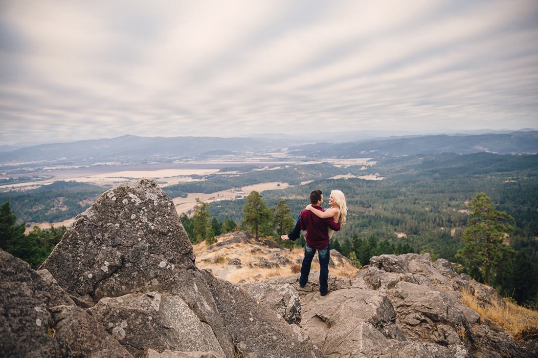 oregon-photographer-022 Engagement Photos | Spencer's Butte Eugene Oregon | Jordan & Brendan