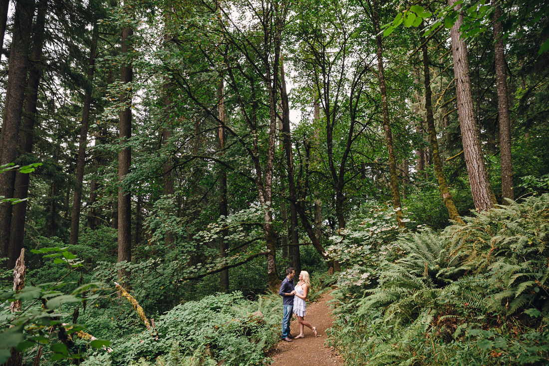 oregon-photographer-043 Engagement Photos | Spencer's Butte Eugene Oregon | Jordan & Brendan