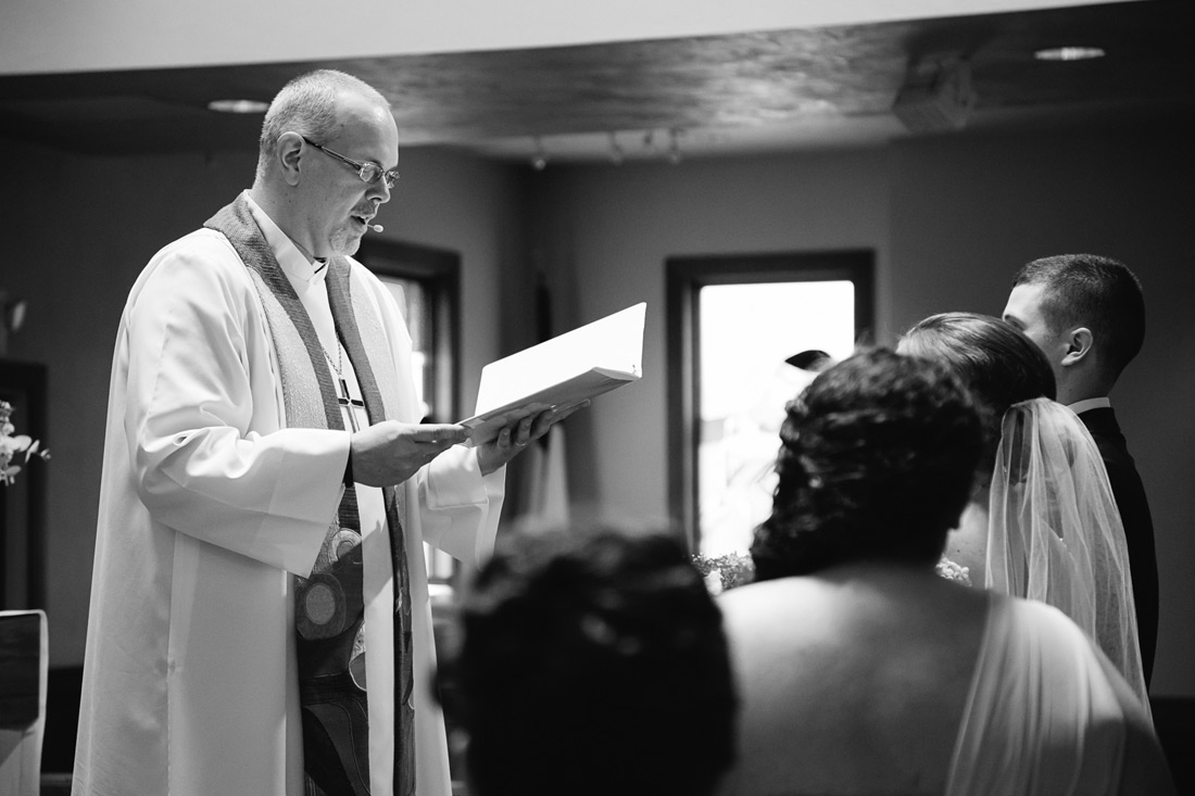 wedding-photographer-028 Bethesda Lutheran Church Wedding | Eugene Oregon | Sarah & Norman