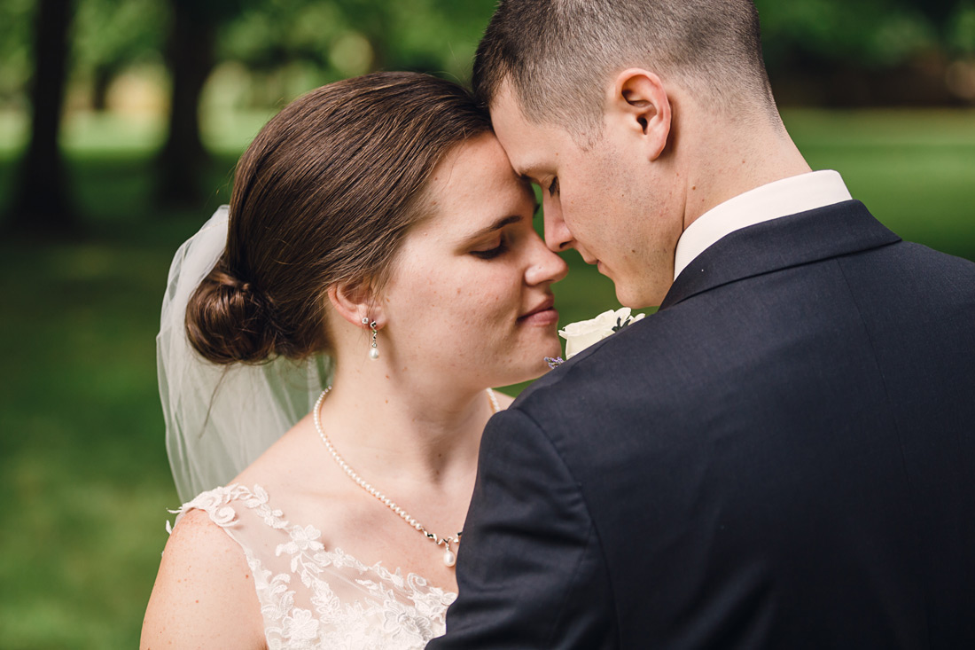 wedding-photographer-042 Bethesda Lutheran Church Wedding | Eugene Oregon | Sarah & Norman