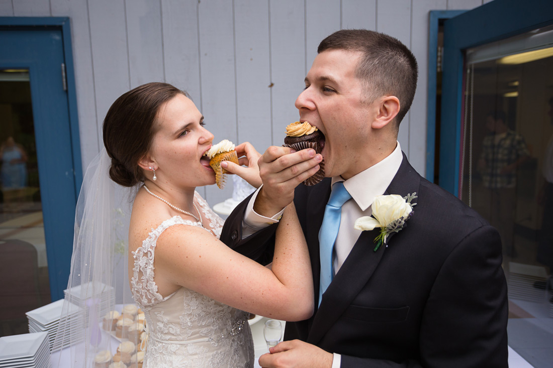 wedding-photographer-054 Bethesda Lutheran Church Wedding | Eugene Oregon | Sarah & Norman