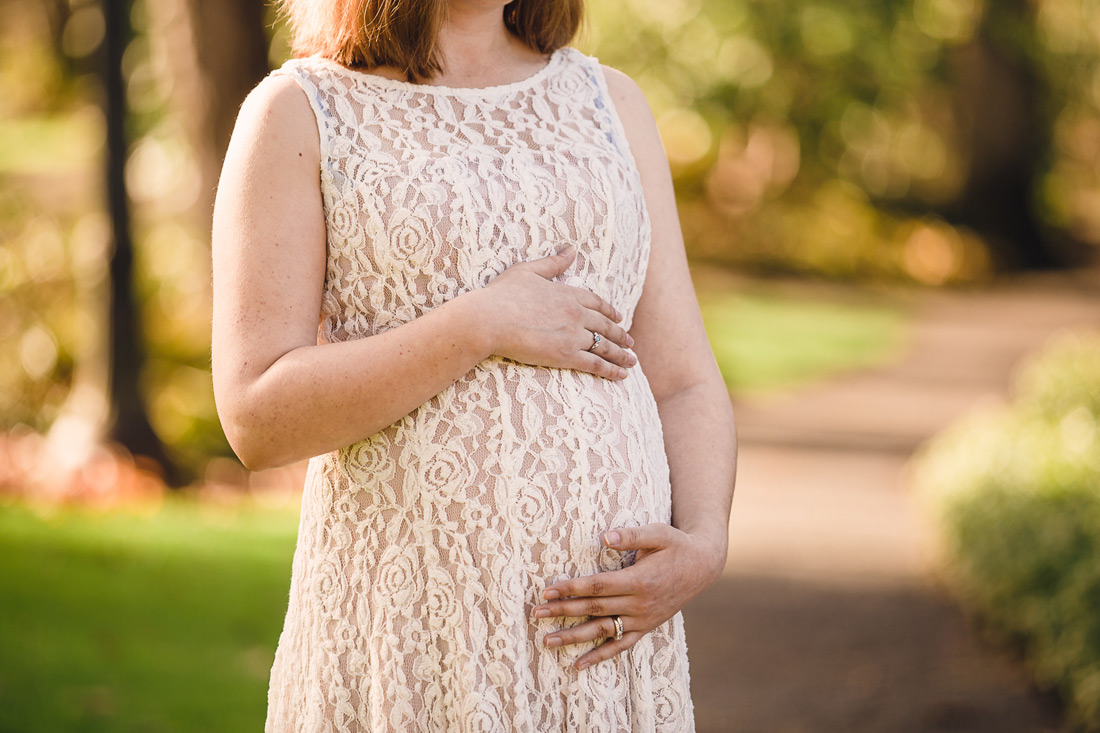 oregon-maternity-002 Thacker Maternity | Oregon Family Photographer | Hendricks Park & Mt Pisgah