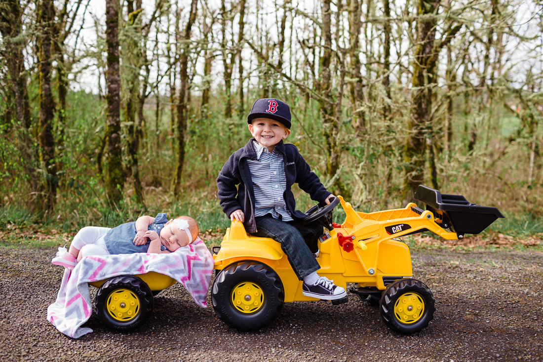 family-pictures-017 Jones Family | Mt Pisgah Eugene Oregon | Family Photographer