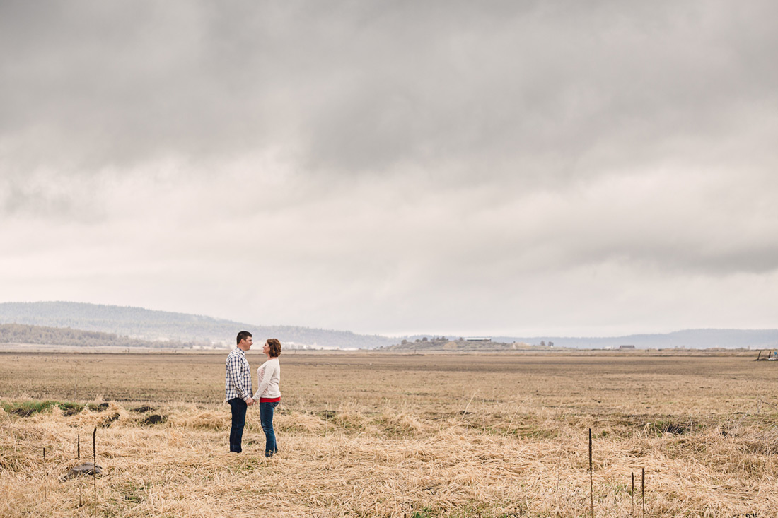 klamath-engagement-003 Klamath Falls Engagement | Victoria & Jason | Southern Oregon Wedding Photographer