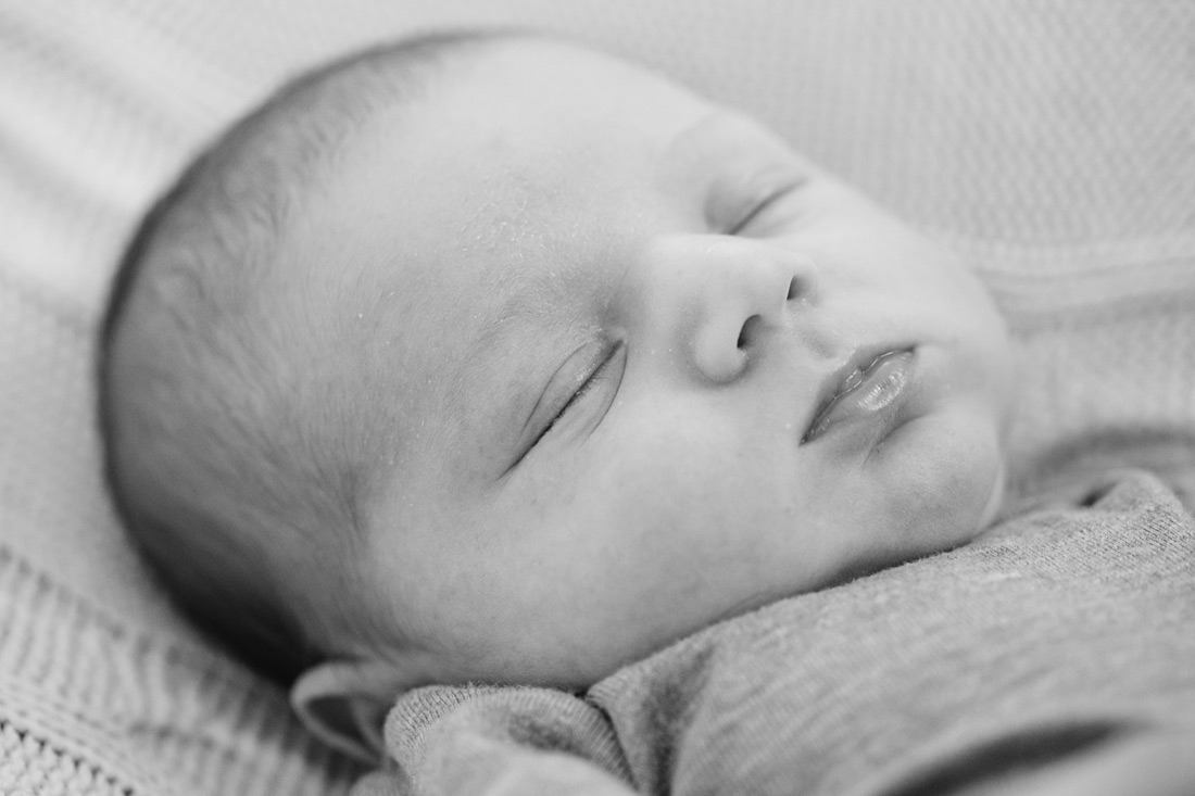 oregon-newborn-011 Theo Newborn | Family Photographer Eugene Oregon