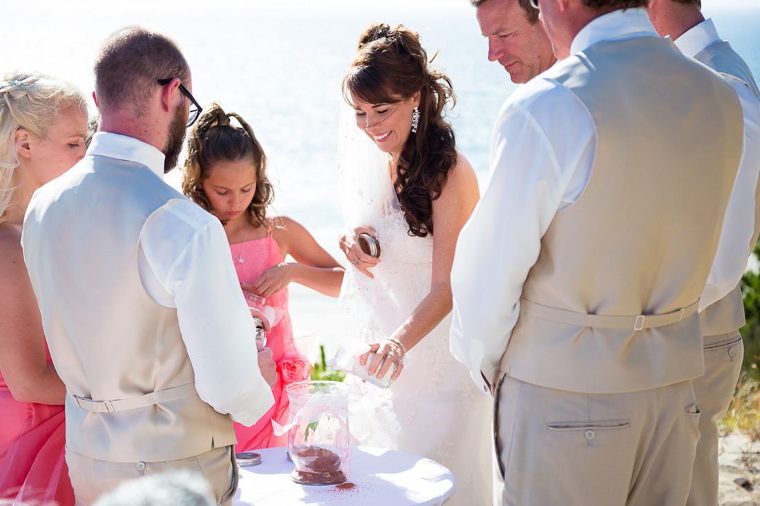 cape-kiwanda-wedding-019 Kape Kiwanda Natural Area Wedding | Pacific City Oregon | Amy & Steve