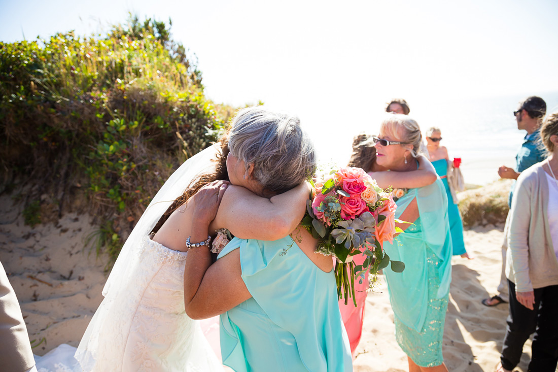 cape-kiwanda-wedding-025 Kape Kiwanda Natural Area Wedding | Pacific City Oregon | Amy & Steve