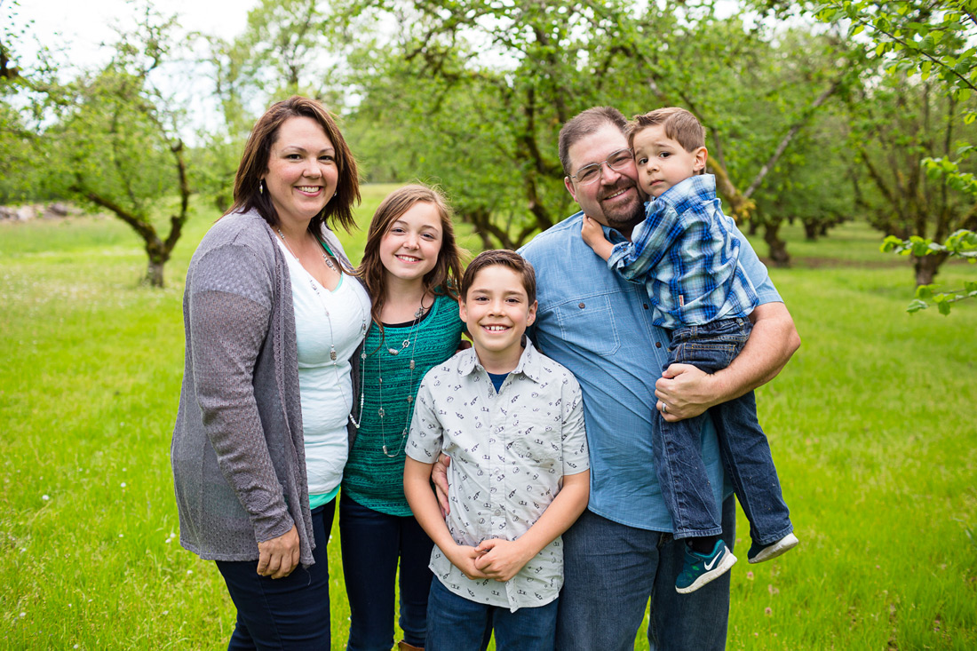 dorris-ranch-family-008 Crumal Family | Dorris Ranch | Oregon Family Photographer