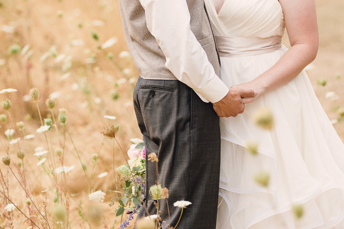 jasper-house-farm-021 Jasper House Farm Wedding | Oregon Wedding Photographer | Bailey & Keith