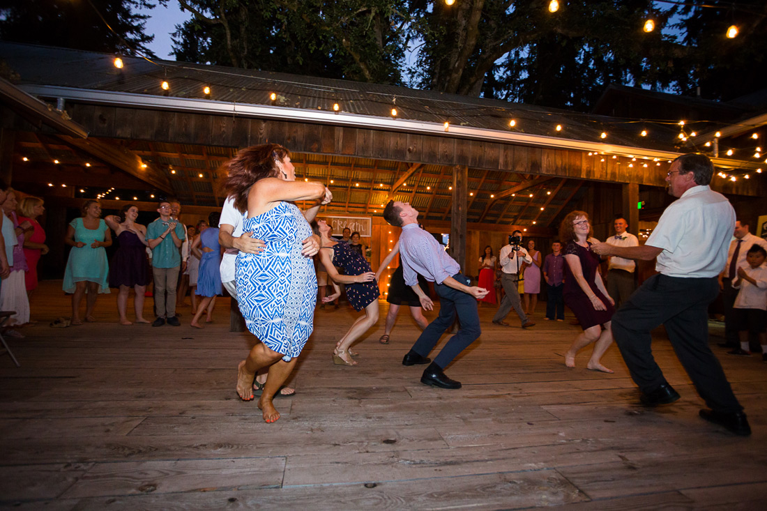 jasper-house-farm-125 Jasper House Farm Wedding | Oregon Wedding Photographer | Bailey & Keith