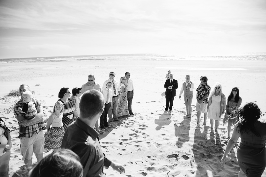 oregon-coast-wedding-029 Road's End Beach | Lincoln City Oregon Wedding | Amanda & Spencer | Small Destination Wedding Elopement