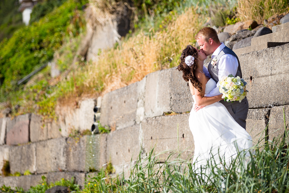 oregon-coast-wedding-043 Road's End Beach | Lincoln City Oregon Wedding | Amanda & Spencer | Small Destination Wedding Elopement