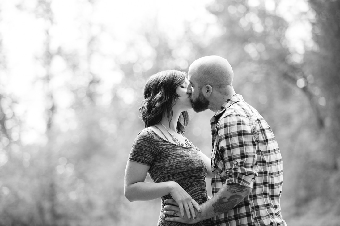 oregon-photographer-004 Mount Pisgah Engagement | Eugene Oregon Photographer