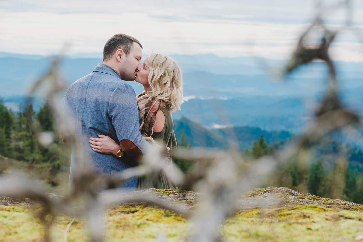 oregon-engagement-005 Adventure Engagement Session | Ashley & Forrest | Horse Rock Ridge