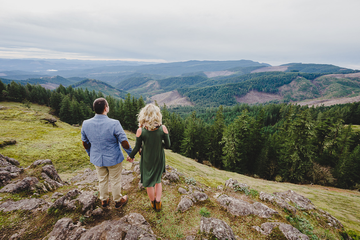 oregon-engagement-008 Adventure Engagement Session | Ashley & Forrest | Horse Rock Ridge