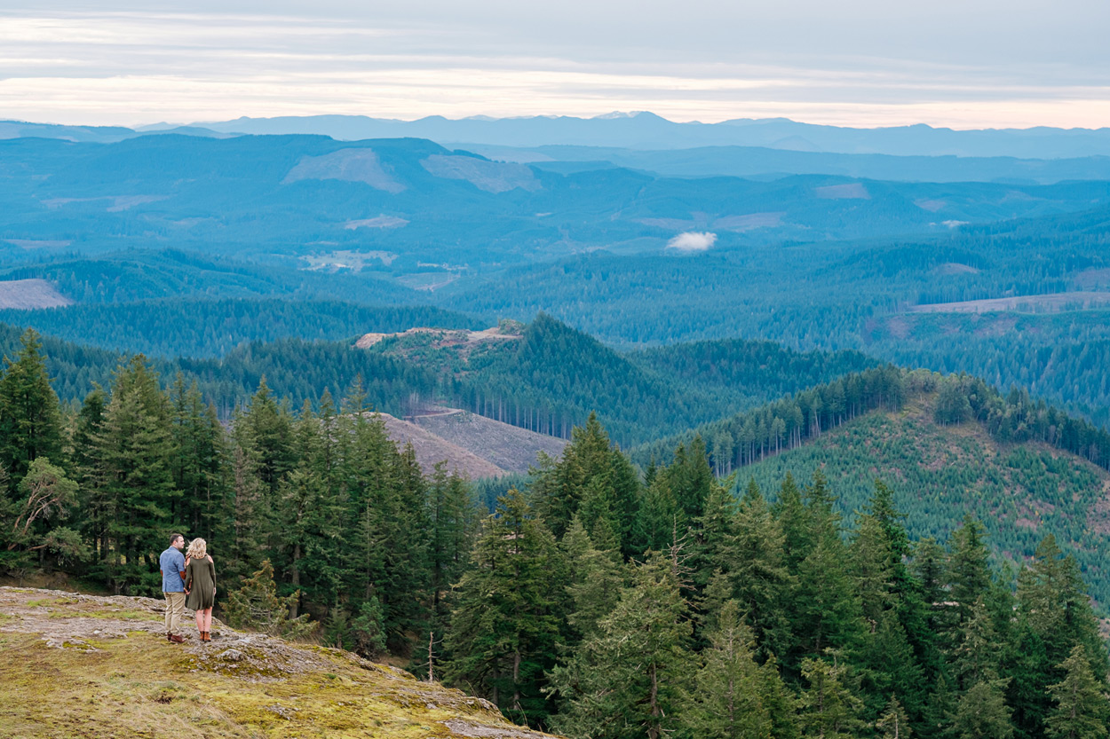 oregon-engagement-010 Adventure Engagement Session | Ashley & Forrest | Horse Rock Ridge