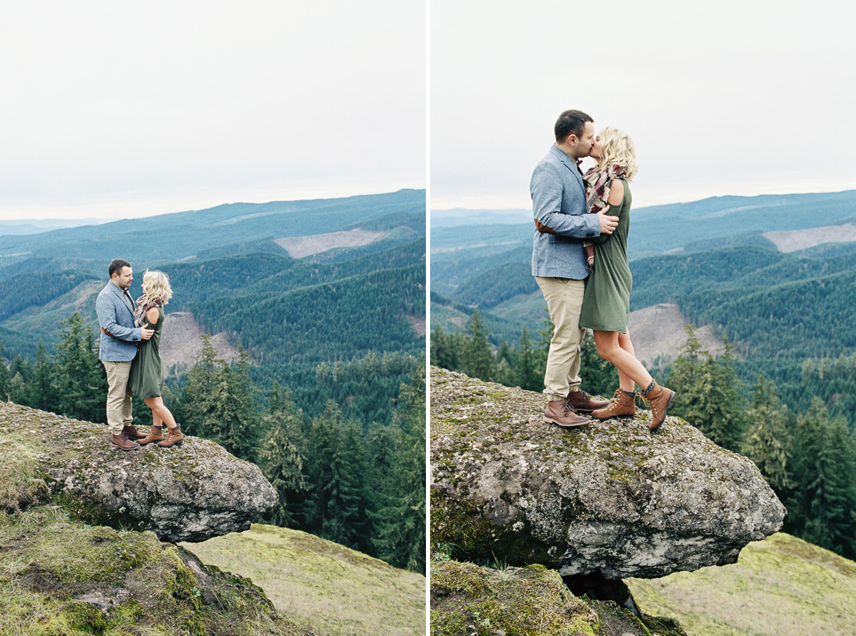 oregon-engagement-016 Adventure Engagement Session | Ashley & Forrest | Horse Rock Ridge