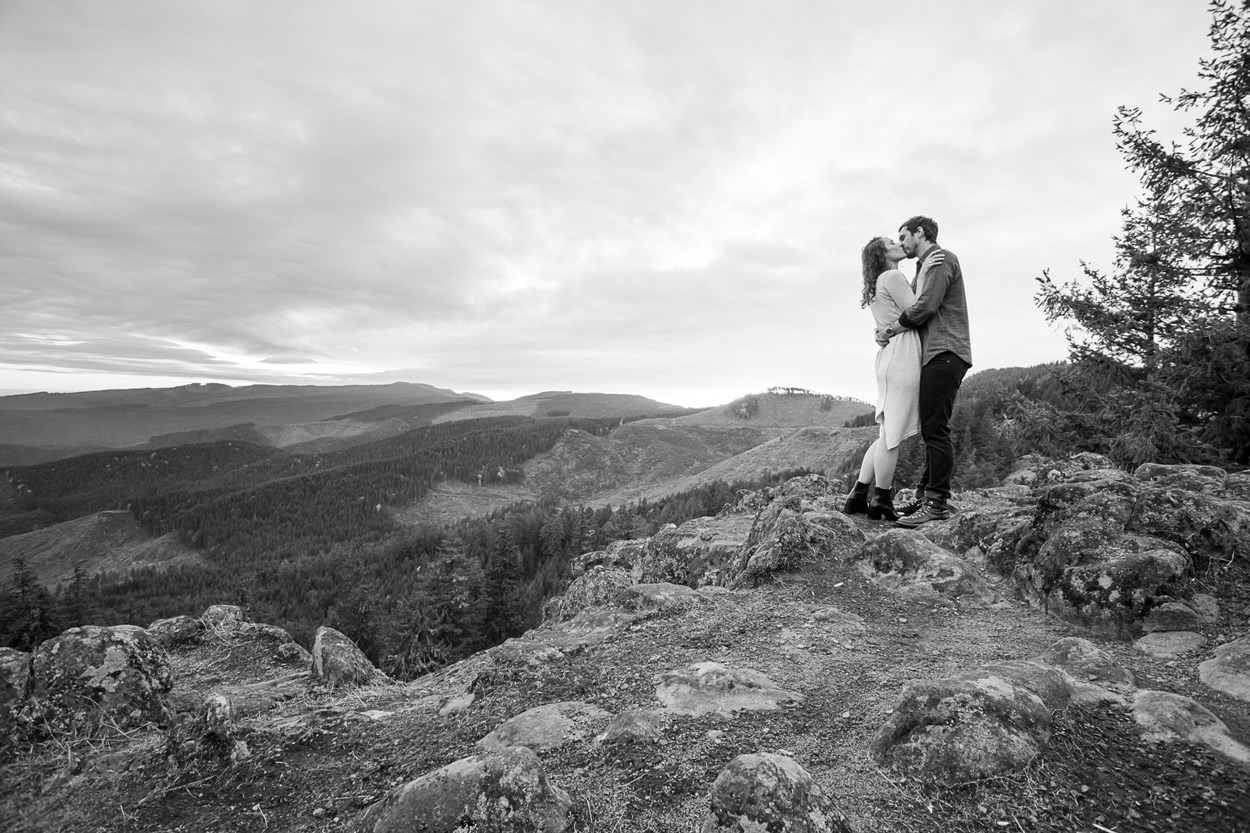 horse-rock-ridge-engagement-photos-23 Adventure Engagement Session | Horse Rock Ridge | Brittany & Nathan