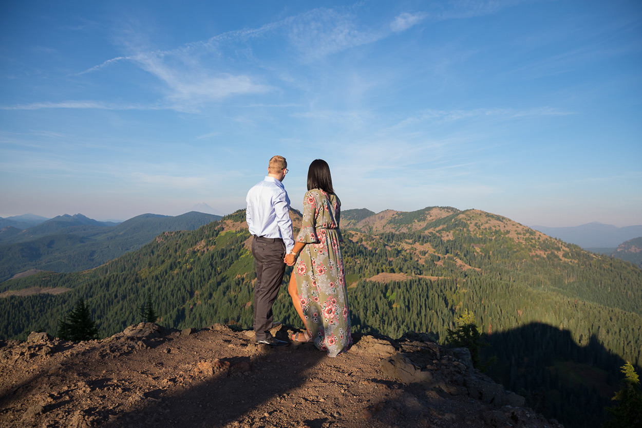 oregon-photographer-005 Iron Mountain Adventure Engagement Session | Chandra & Brandon