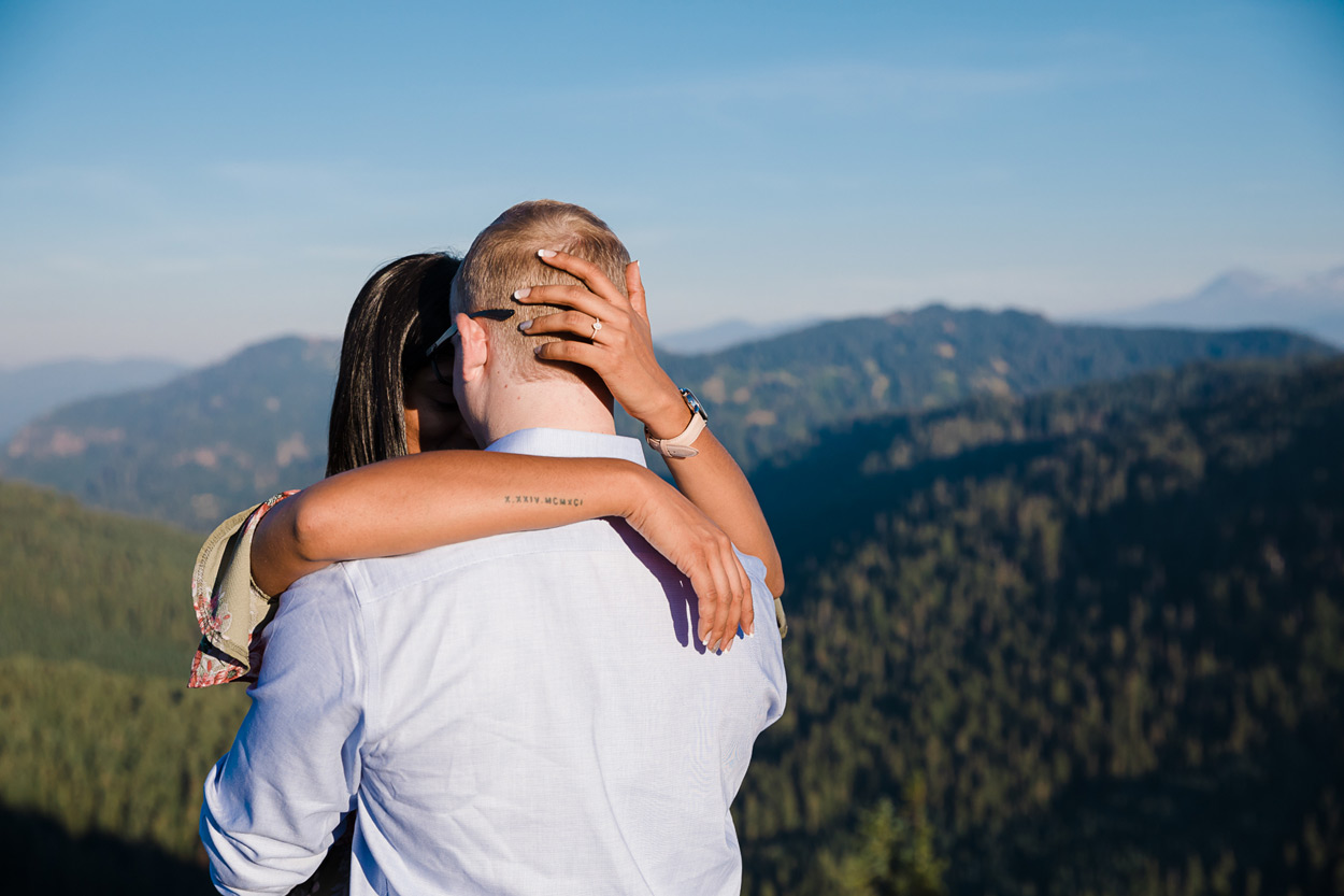 oregon-photographer-007 Iron Mountain Adventure Engagement Session | Chandra & Brandon