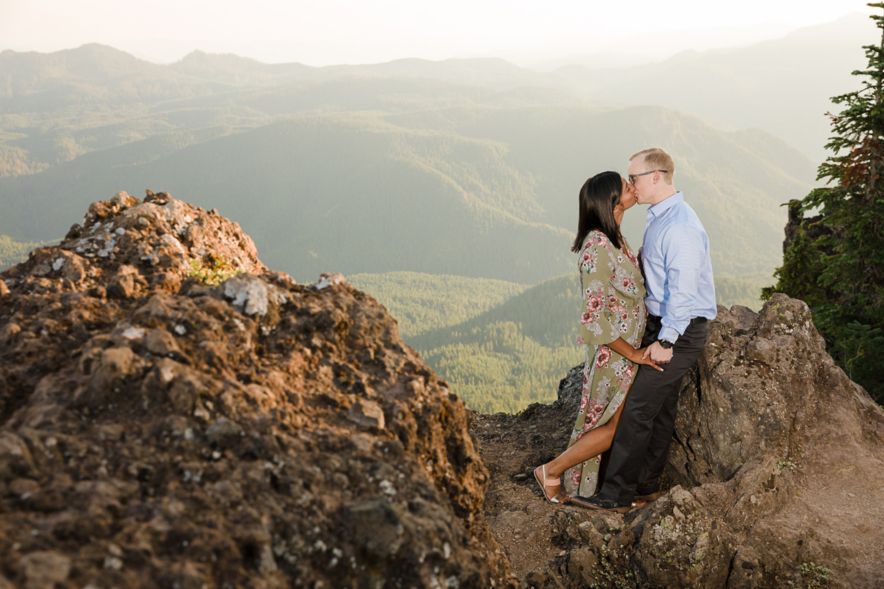 oregon-photographer-009 Iron Mountain Adventure Engagement Session | Chandra & Brandon