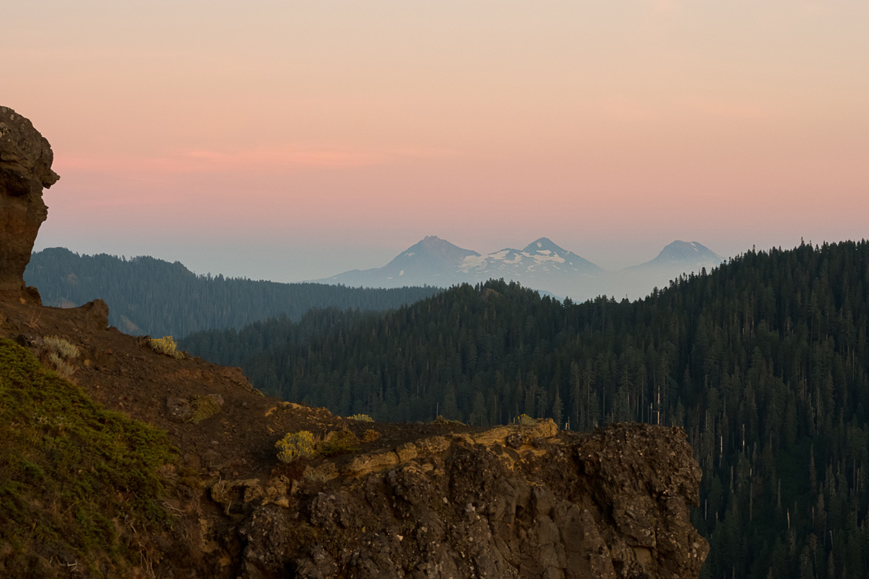 oregon-photographer-023 Iron Mountain Adventure Engagement Session | Chandra & Brandon