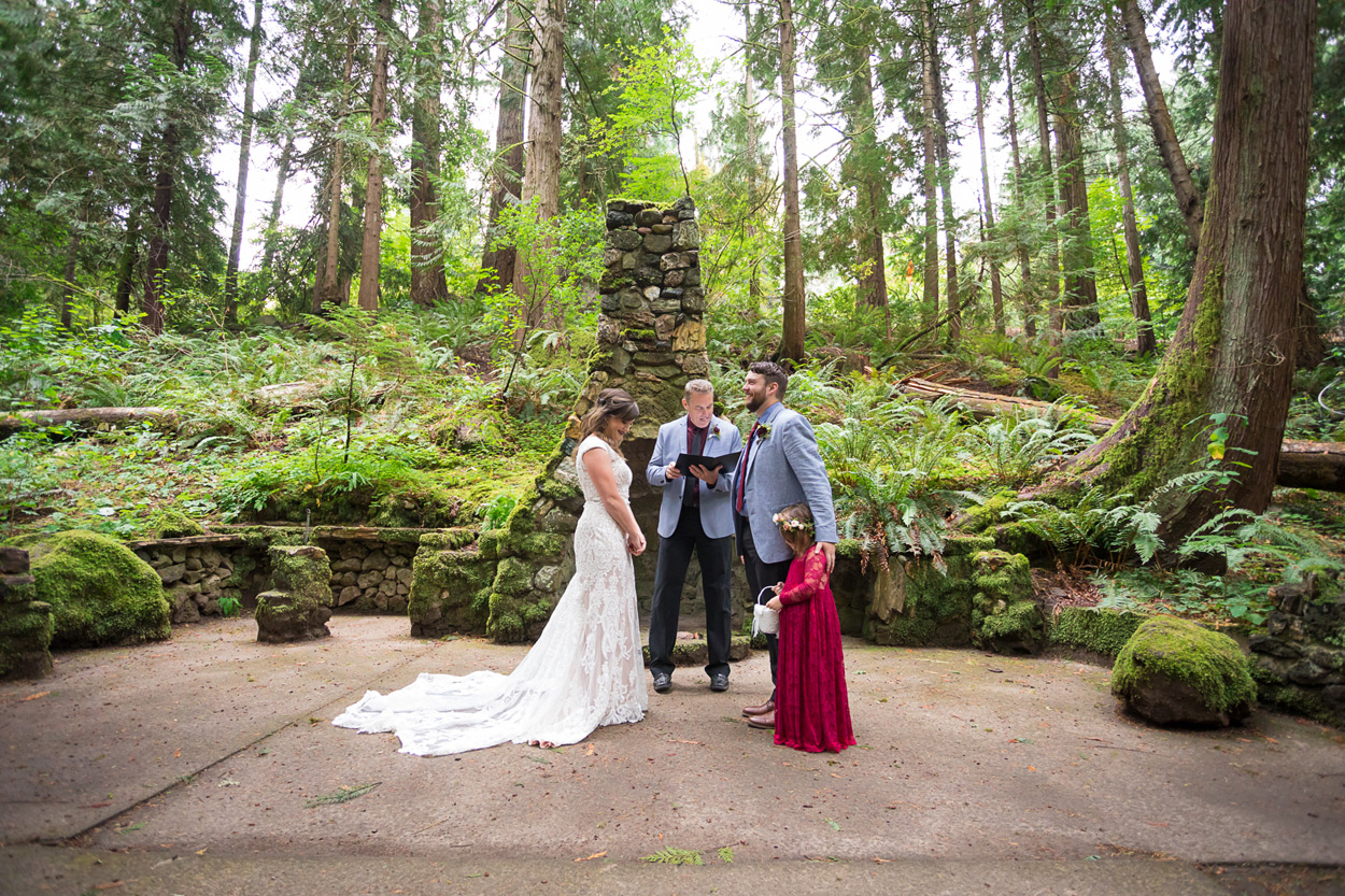leach-botanical-garden-wedding-portland-20 Leach Botanical Garden Wedding Portland Oregon | Heather & Josh