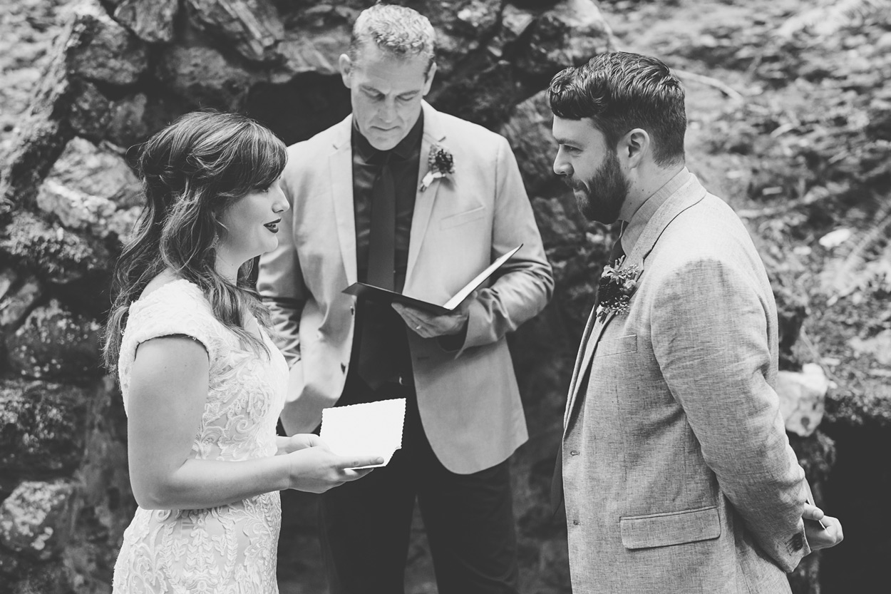 leach-botanical-garden-wedding-portland-21 Leach Botanical Garden Wedding Portland Oregon | Heather & Josh