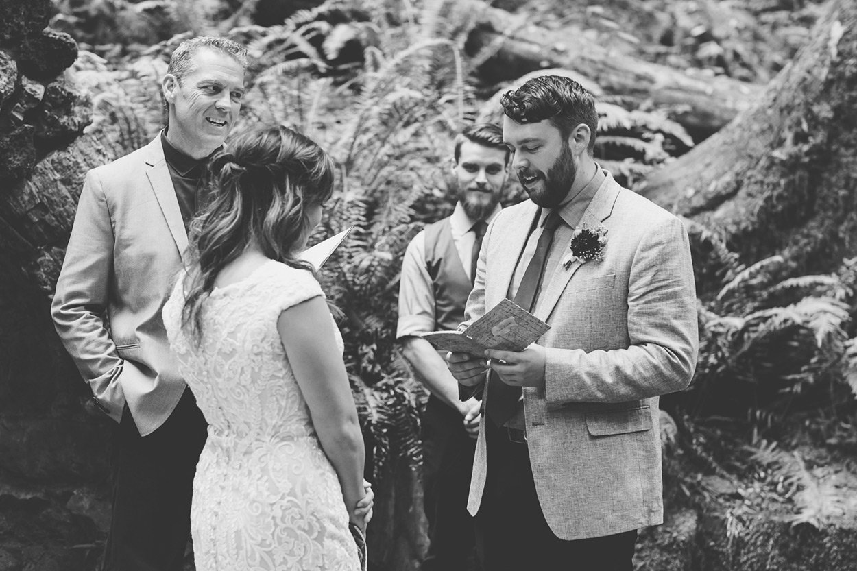 leach-botanical-garden-wedding-portland-22 Leach Botanical Garden Wedding Portland Oregon | Heather & Josh